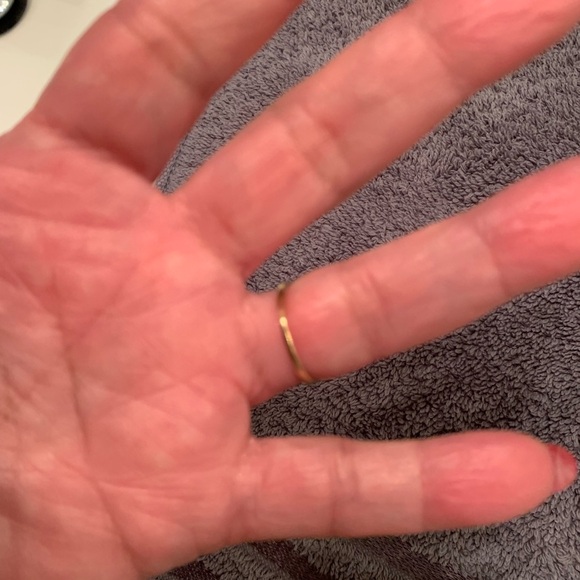 VINTAGE 14 KT YELLOW GOLD & 2 BRILLIANT ROUND GENUINE NATURAL DIAMONDS Ring. - Picture 10 of 10